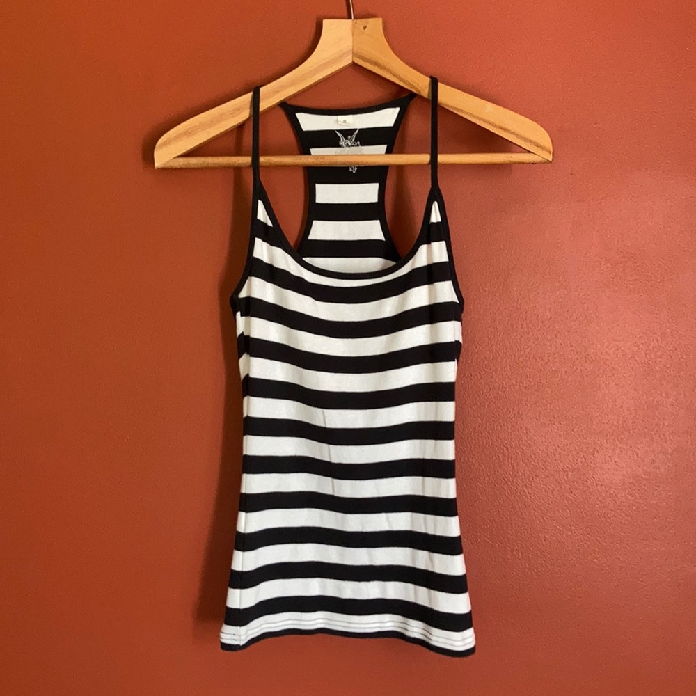 LIKE NEW! TANK TOP